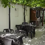 بيت ضيافة Cosmin
