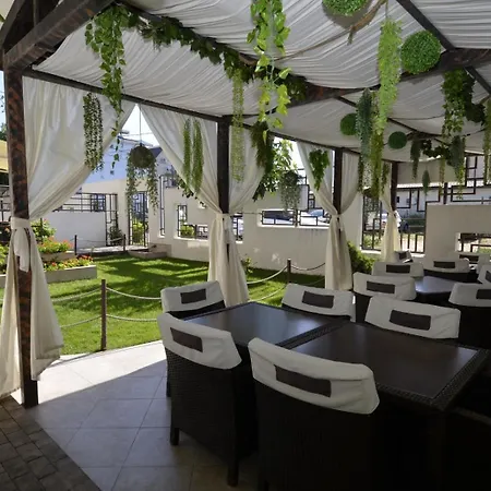 بيت ضيافة Cosmin 3*